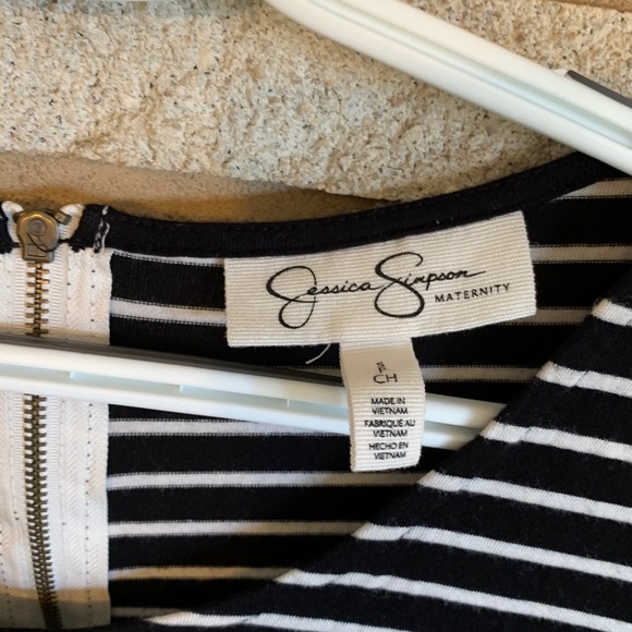 MATERNITY BUNDLE 💙 Adorable dresses! - Picture 9 of 11